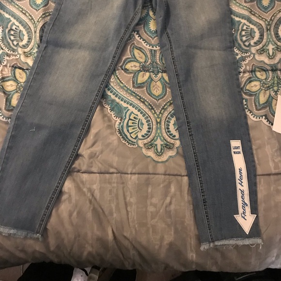 Jeans - Picture 2 of 2